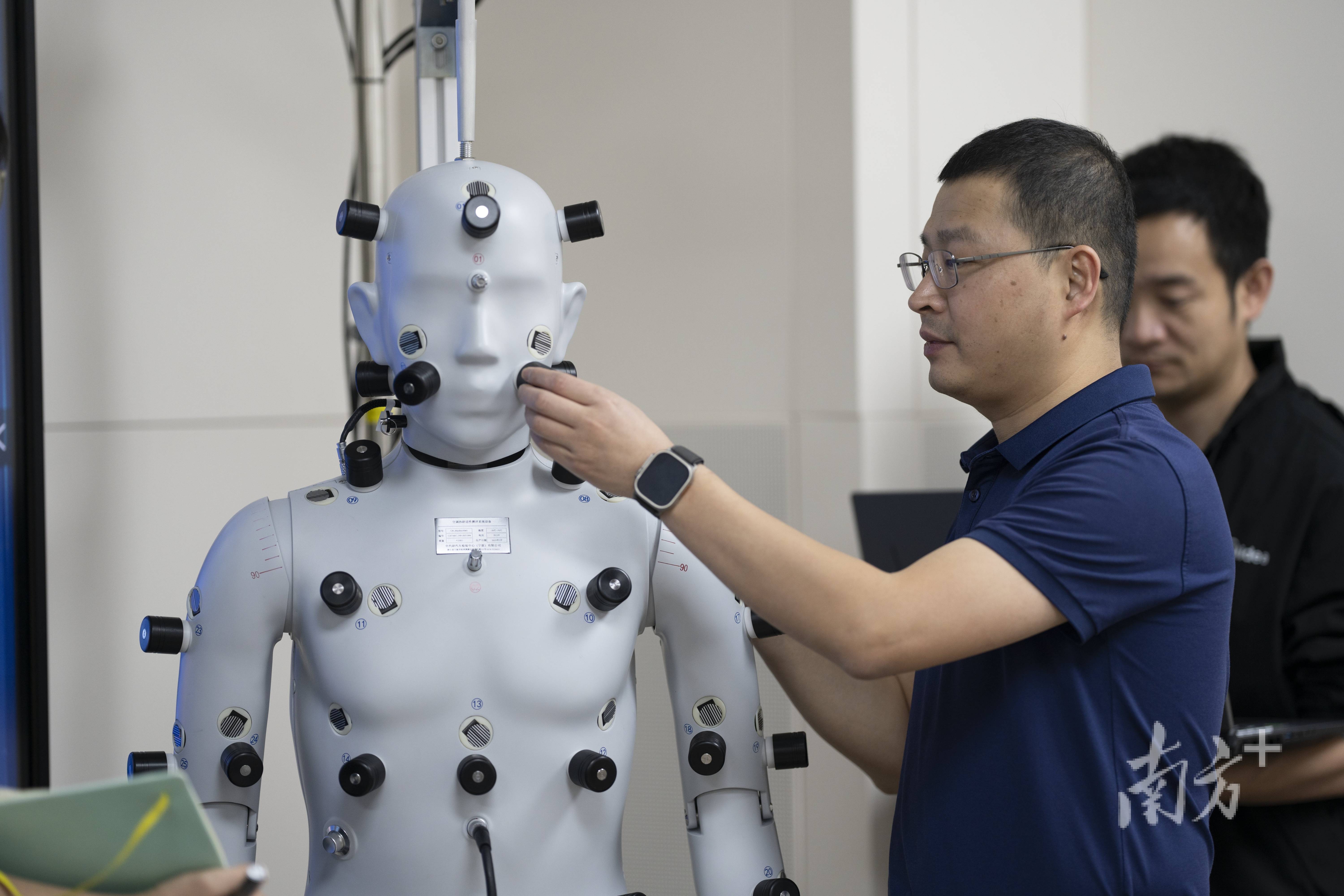 向空调全球引领者｜榜样的力量④凯时尊龙人生季振勤：创新突围迈(图2)